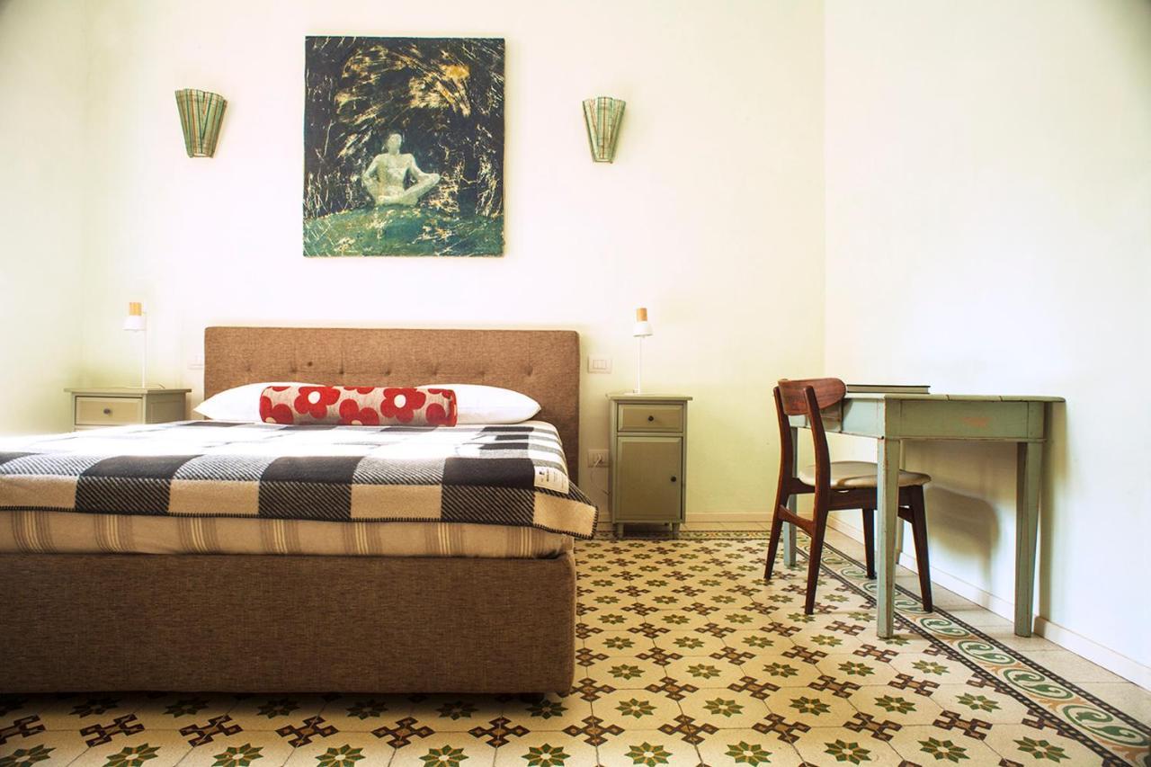Urban Jungle Apartment โบโลญญา ภายนอก รูปภาพ