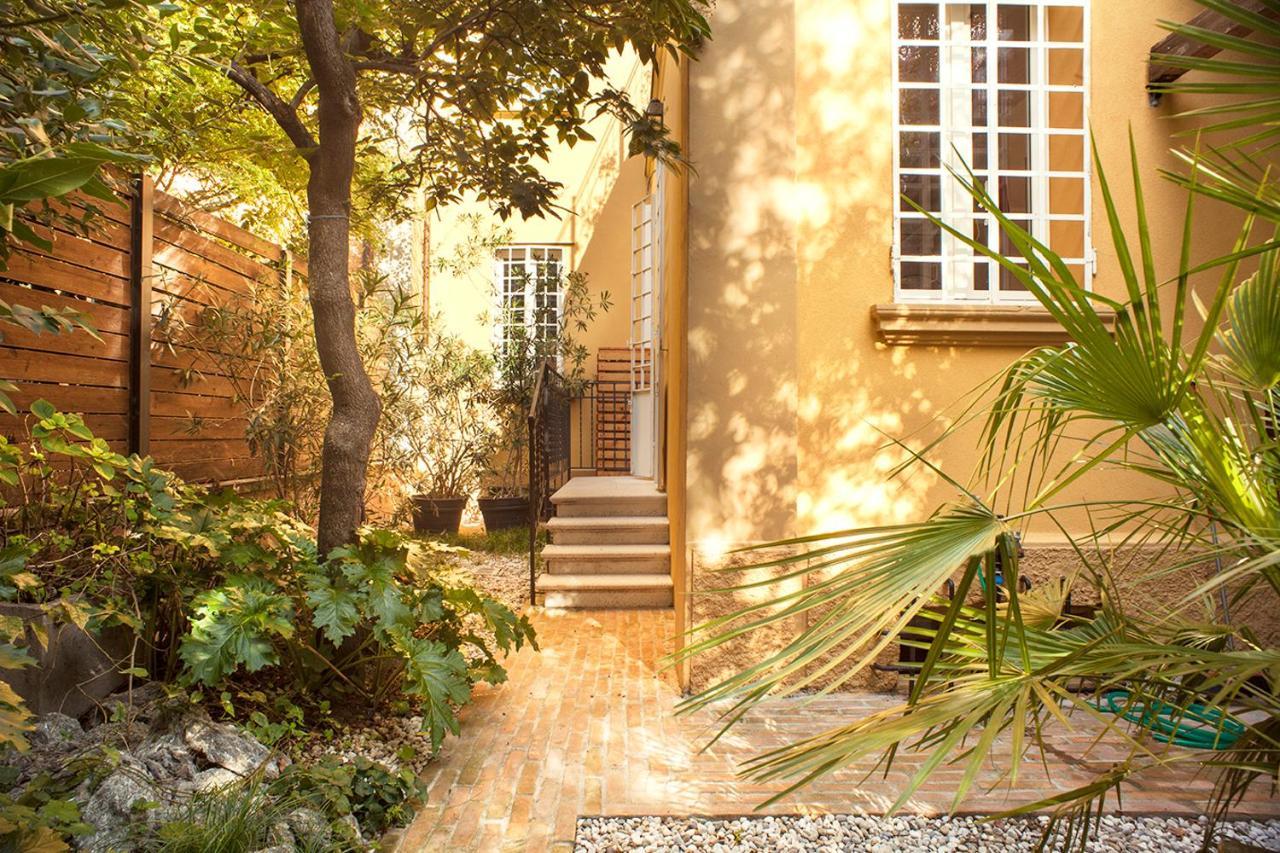 Urban Jungle Apartment โบโลญญา ภายนอก รูปภาพ