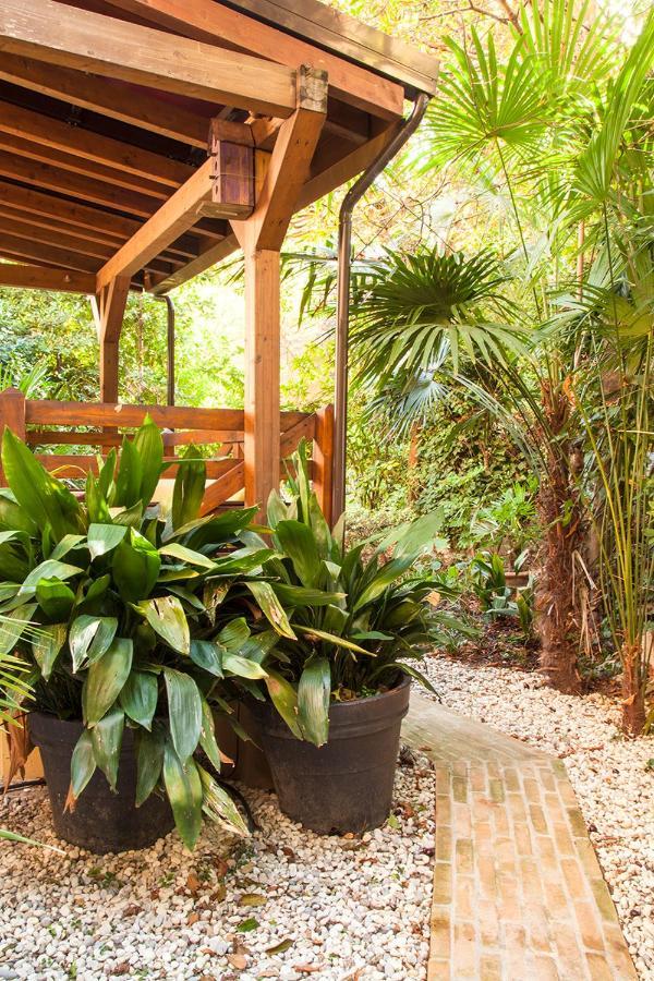 Urban Jungle Apartment โบโลญญา ภายนอก รูปภาพ