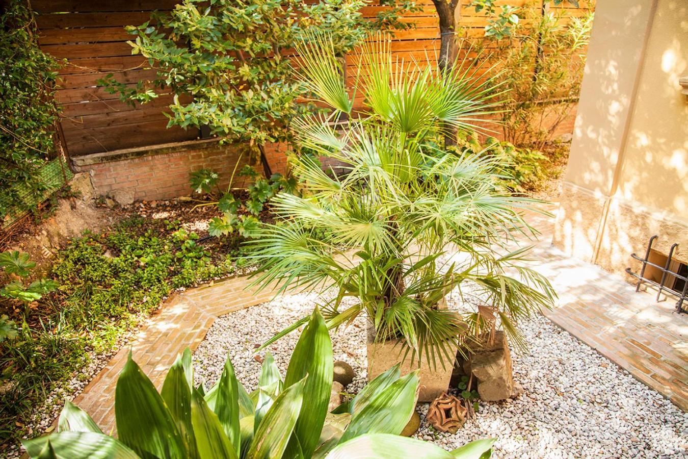 Urban Jungle Apartment โบโลญญา ภายนอก รูปภาพ