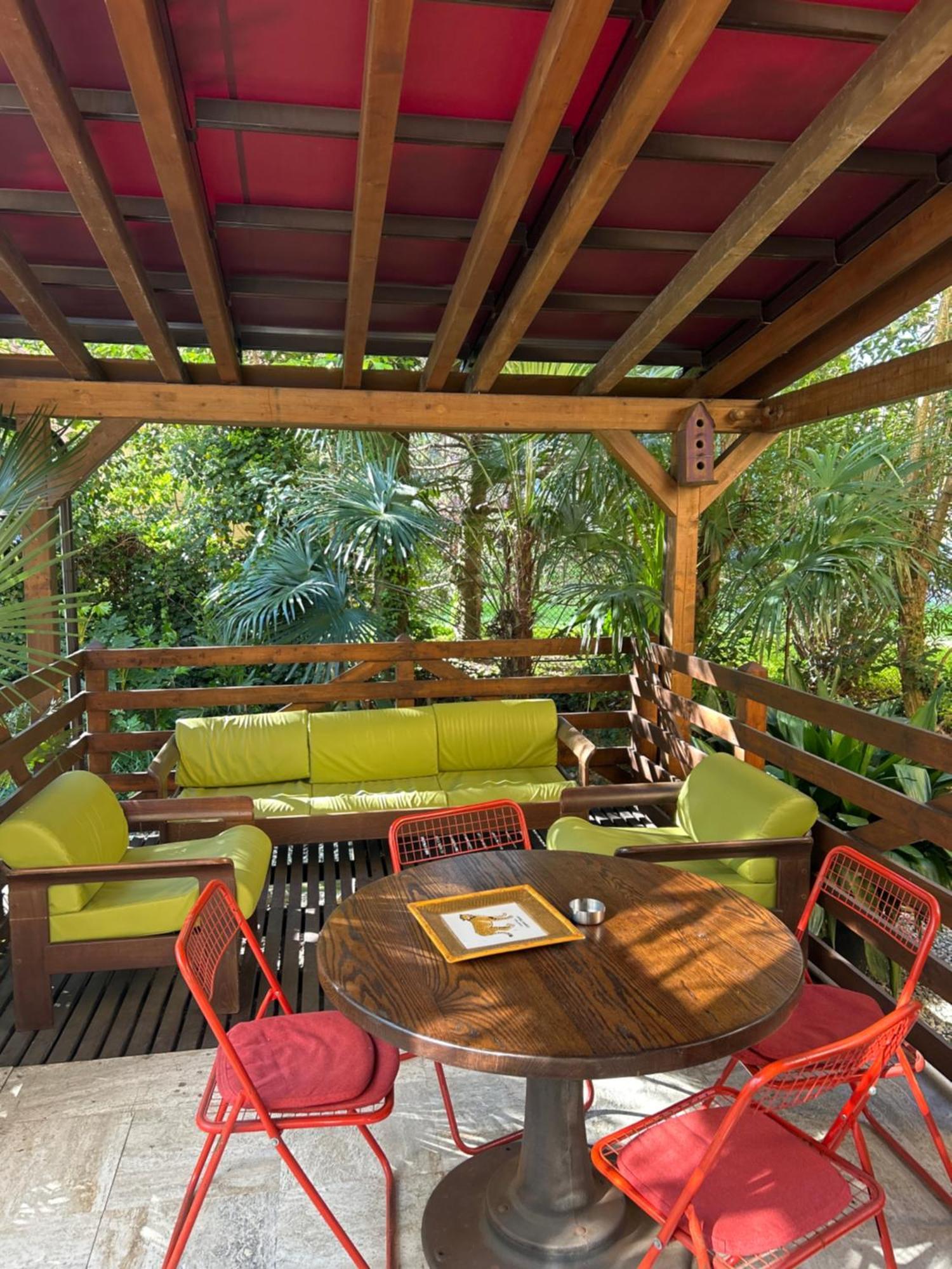 Urban Jungle Apartment โบโลญญา ภายนอก รูปภาพ